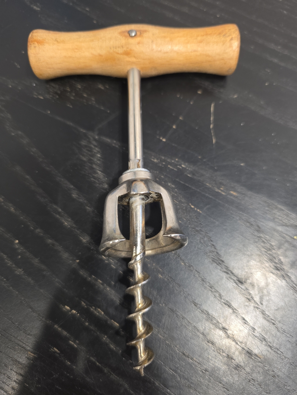 Classic Wooden-Handled Corkscrew - Stainless Steel Cork Puller